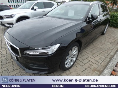 Volvo V90 D3 Momentum – Business-Licht-Familien-Winter
