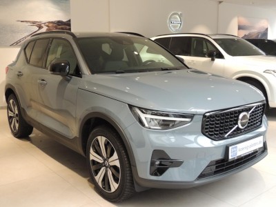 Volvo XC40 Recharge T4 Plus Dark